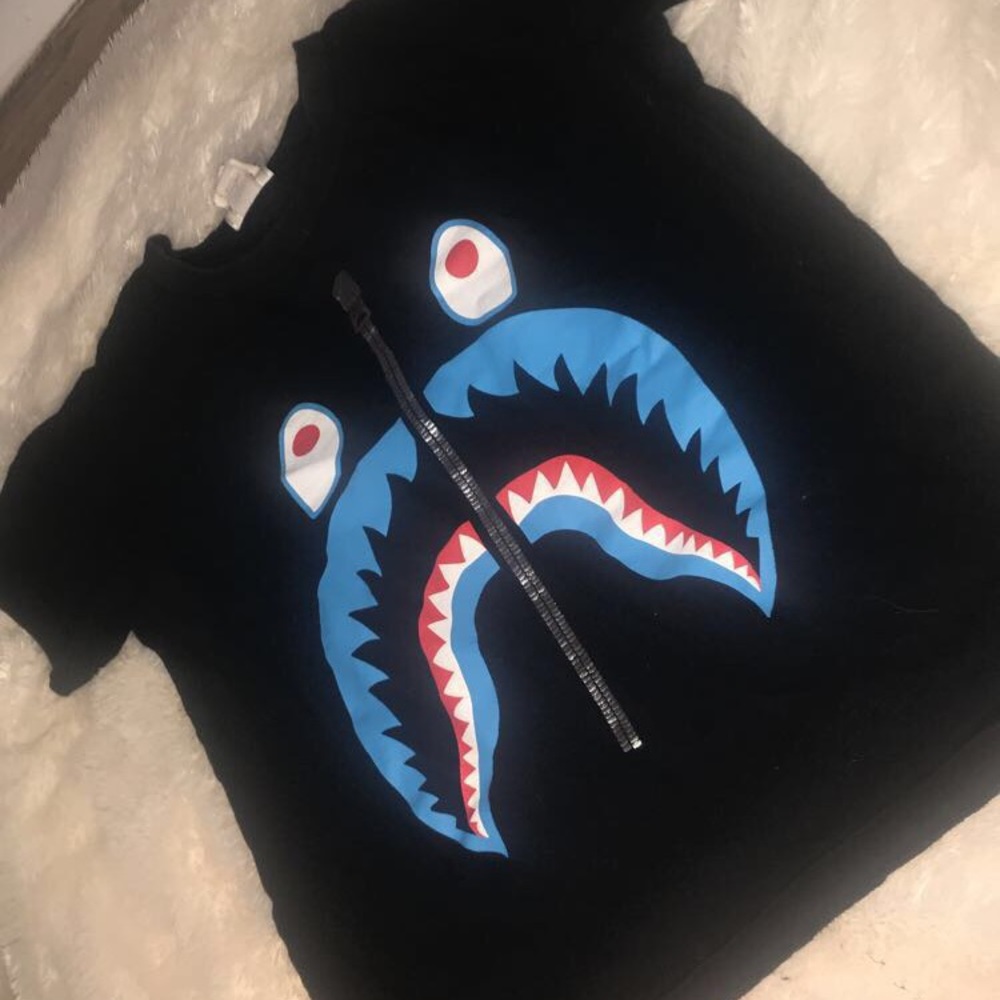 AUTHENTIC BAPE SHIRT SIZE XS